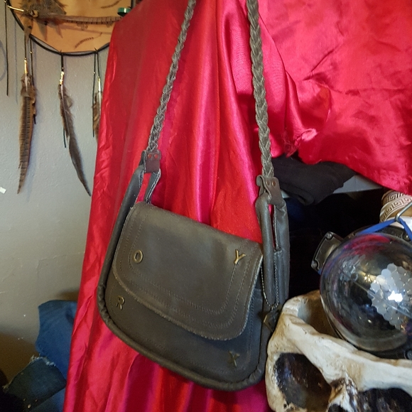 Roxy Purse - Picture 2 of 2